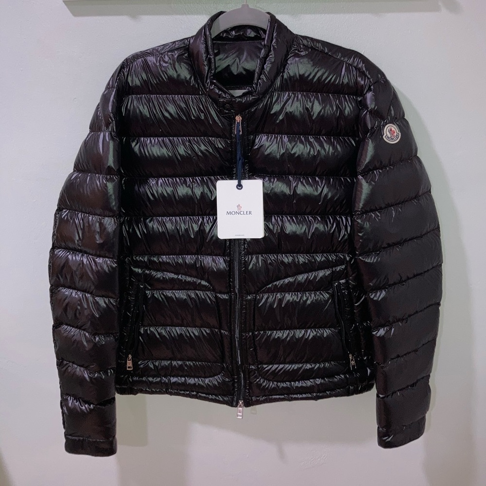 Moncler Puffer Jacket size Medium